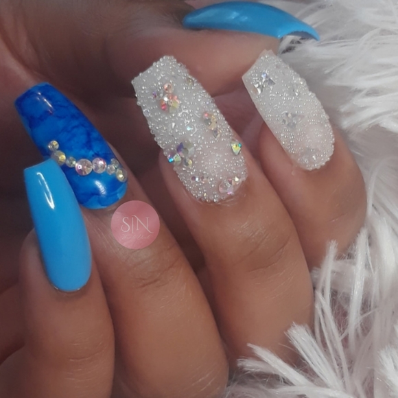 Blue Lagoon - Picture 1 of 3